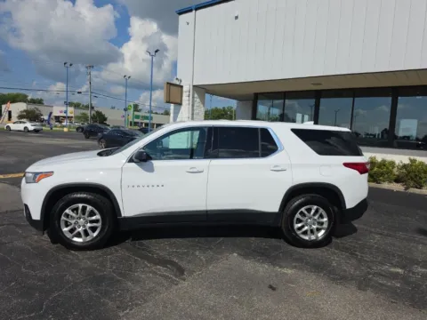 More photos of 2020 Chevrolet Traverse LS at RightDrive Muncie, IN