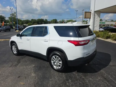 More photos of 2020 Chevrolet Traverse LS at RightDrive Muncie, IN