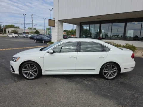 More photos of 2017 Volkswagen Passat 1.8T R-Line at RightDrive Muncie, IN
