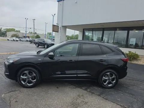 More photos of 2023 Ford Escape ST-Line at RightDrive Muncie, IN
