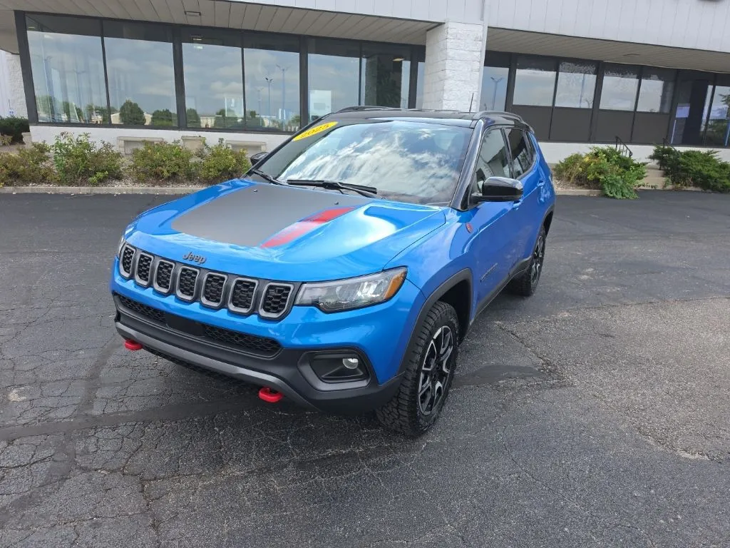 2025 Jeep Compass Trailhawk