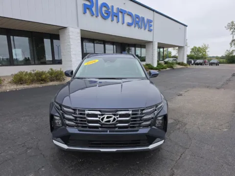 Photos of 2026 Hyundai Tucson SEL for sale in Muncie, IN at RightDrive Muncie