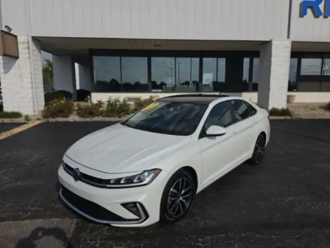 White 2025 Volkswagen Jetta 1.5T SE for sale in Muncie, IN