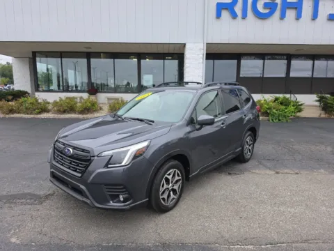 Gray 2024 Subaru Forester Premium for sale in Muncie, IN
