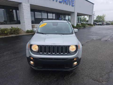 Photos of 2016 Jeep Renegade Latitude for sale in Muncie, IN at RightDrive Muncie