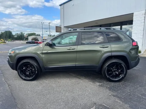 Another view of 2021 Jeep Cherokee Trailhawk for sale in Muncie, IN at RightDrive Muncie
