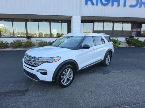 Photos of 2023 Ford Explorer Limited for sale in Muncie, IN at RightDrive Muncie