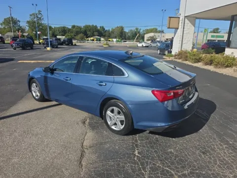 More photos of 2024 Chevrolet Malibu LS at RightDrive Muncie, IN