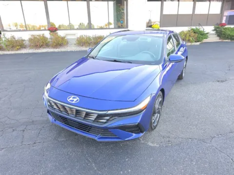 Blue 2025 Hyundai Elantra SEL Convenience for sale in Muncie, IN