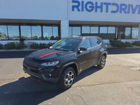 Another view of 2022 Jeep Compass Trailhawk for sale in Muncie, IN at RightDrive Muncie