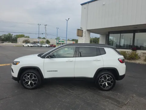 More photos of 2025 Jeep Compass Limited at RightDrive Muncie, IN
