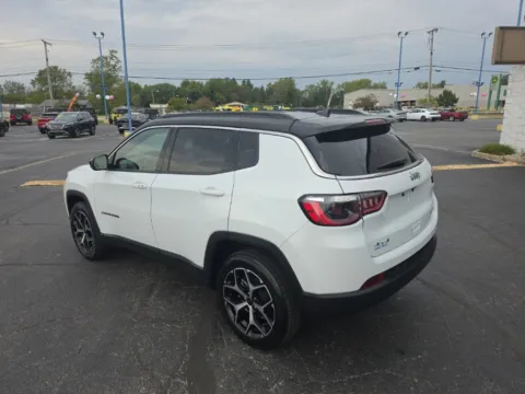 More photos of 2025 Jeep Compass Limited at RightDrive Muncie, IN
