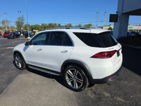 More photos of 2020 Mercedes-Benz GLE 350 at RightDrive Muncie, IN