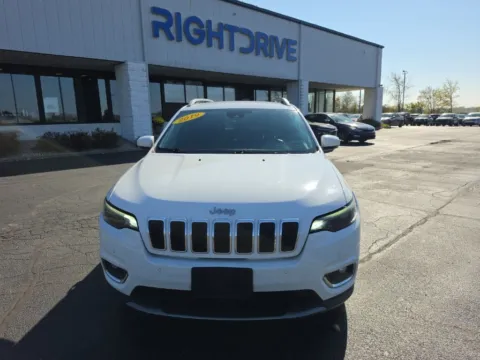 Photos of 2019 Jeep Cherokee Limited for sale in Muncie, IN at RightDrive Muncie