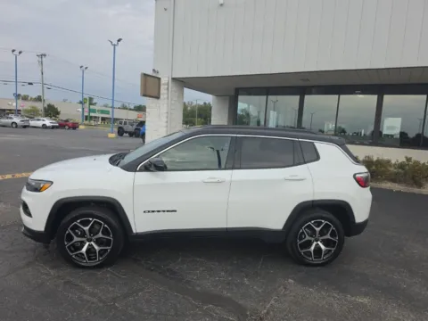 More photos of 2025 Jeep Compass Limited at RightDrive Muncie, IN