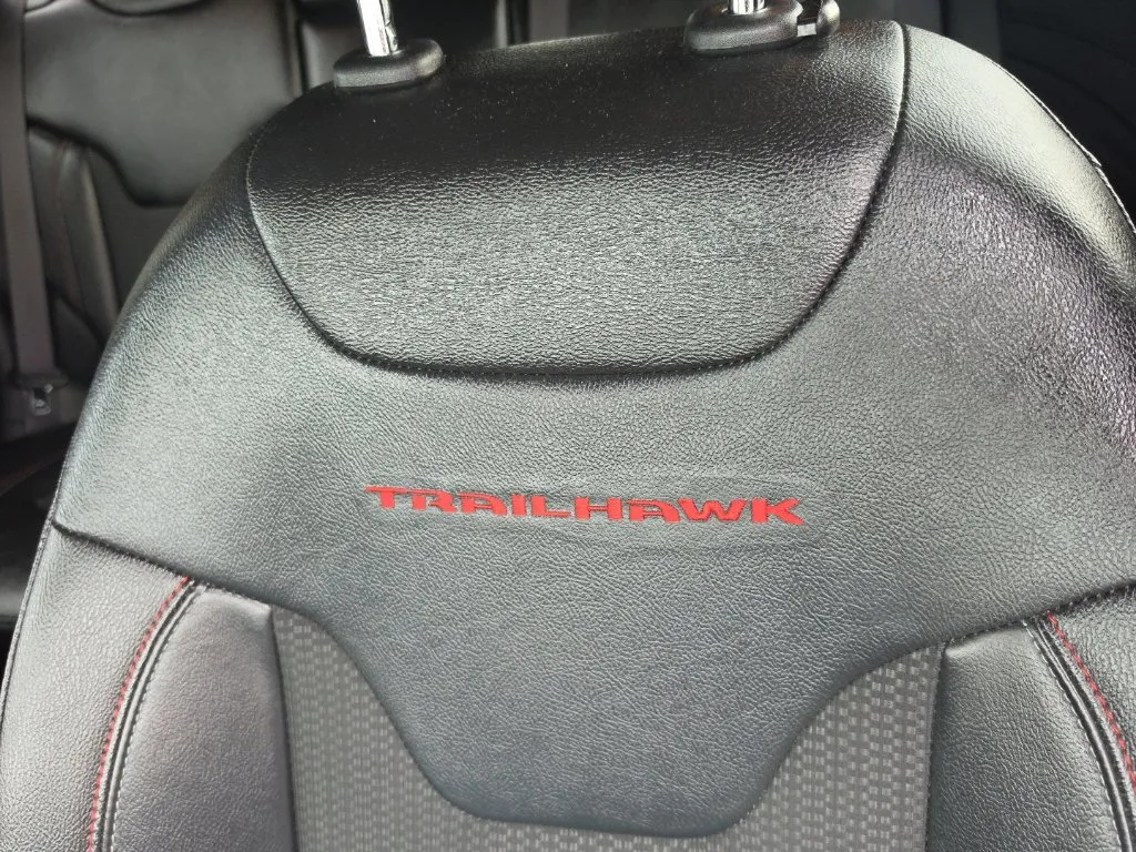 2025 Jeep Compass Trailhawk - Photo 18
