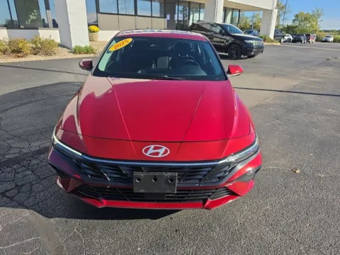 Photos of 2025 Hyundai Elantra SEL Convenience for sale in Muncie, IN at RightDrive Muncie