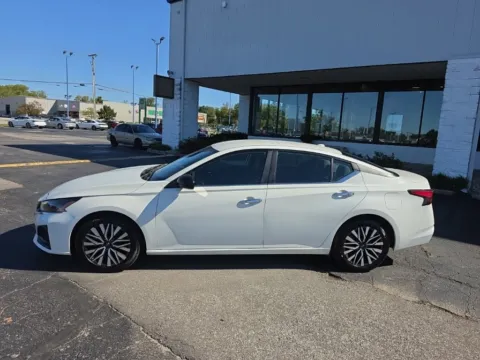 More photos of 2025 Nissan Altima 2.5 SV at RightDrive Muncie, IN