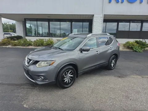 Another view of 2015 Nissan Rogue SL for sale in Muncie, IN at RightDrive Muncie