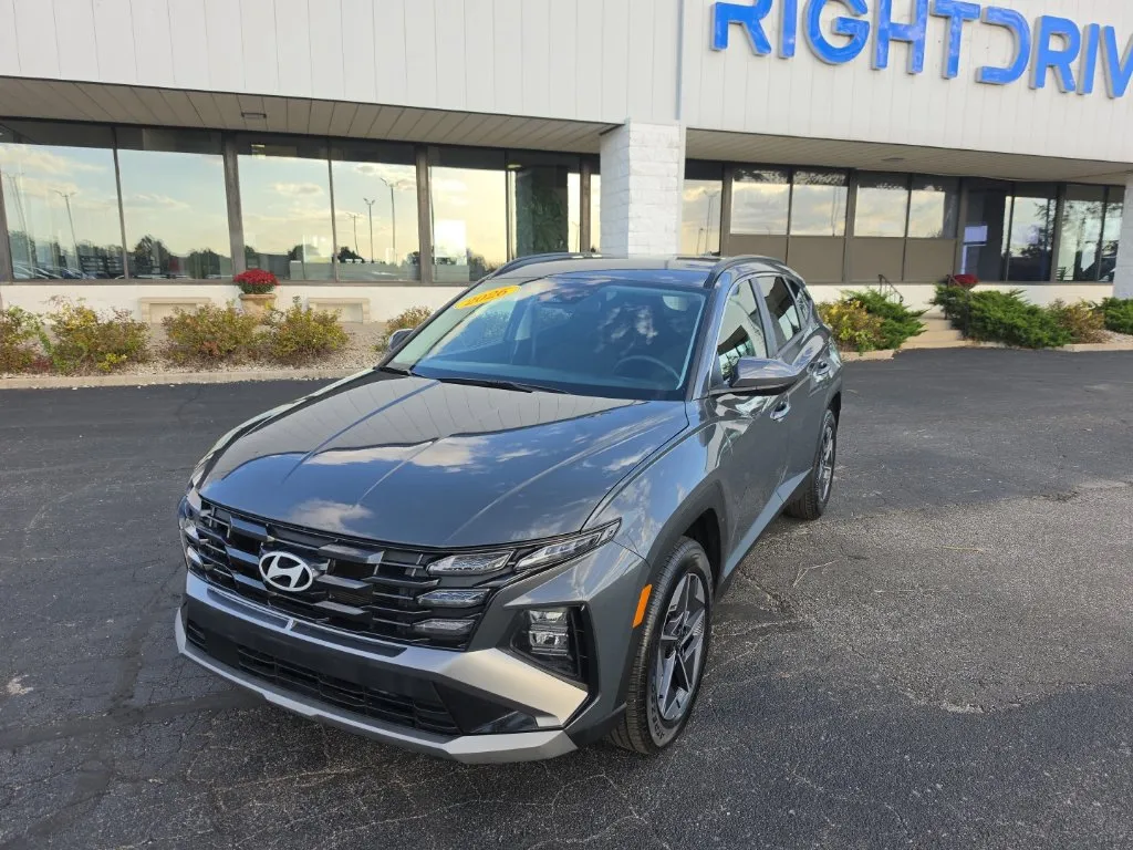 Gray 2026 Hyundai Tucson SEL Plus for sale in Muncie, IN