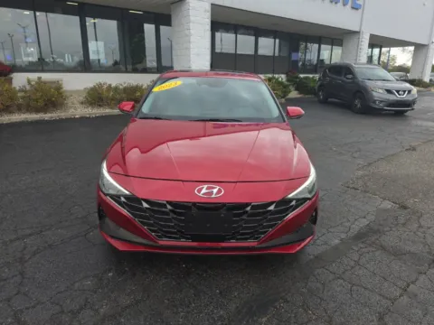 Photos of 2023 Hyundai Elantra Hybrid Limited for sale in Muncie, IN at RightDrive Muncie