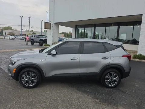 More photos of 2025 Kia Seltos LX at RightDrive Muncie, IN
