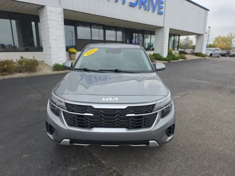 Photos of 2025 Kia Seltos LX for sale in Muncie, IN at RightDrive Muncie
