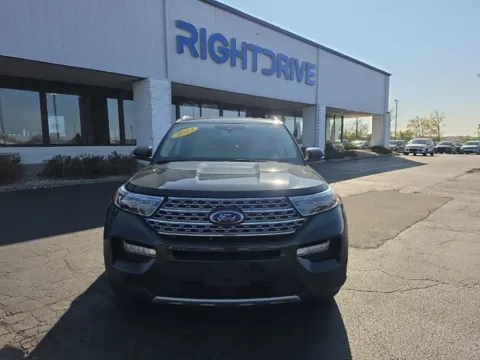 Photos of 2023 Ford Explorer Limited for sale in Muncie, IN at RightDrive Muncie