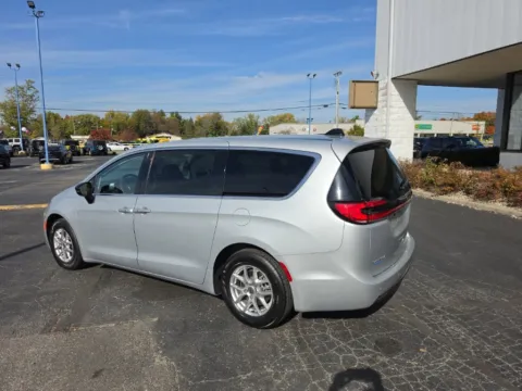 More photos of 2024 Chrysler Pacifica Touring L at RightDrive Muncie, IN