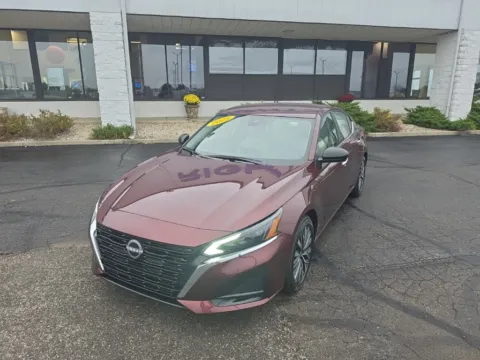 Red 2025 Nissan Altima 2.5 SV for sale in Muncie, IN