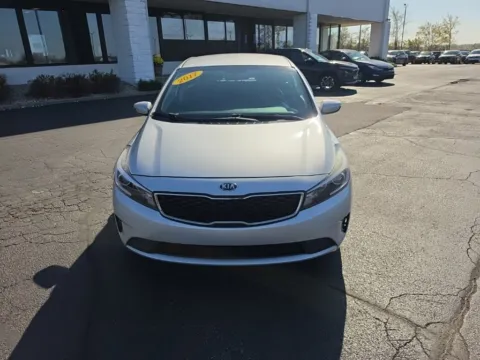 Photos of 2017 Kia Forte5 LX for sale in Muncie, IN at RightDrive Muncie