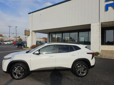 More photos of 2026 Chevrolet Trax LT at RightDrive Muncie, IN