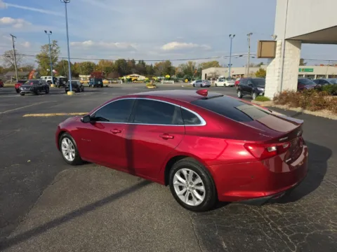 More photos of 2018 Chevrolet Malibu LT at RightDrive Muncie, IN