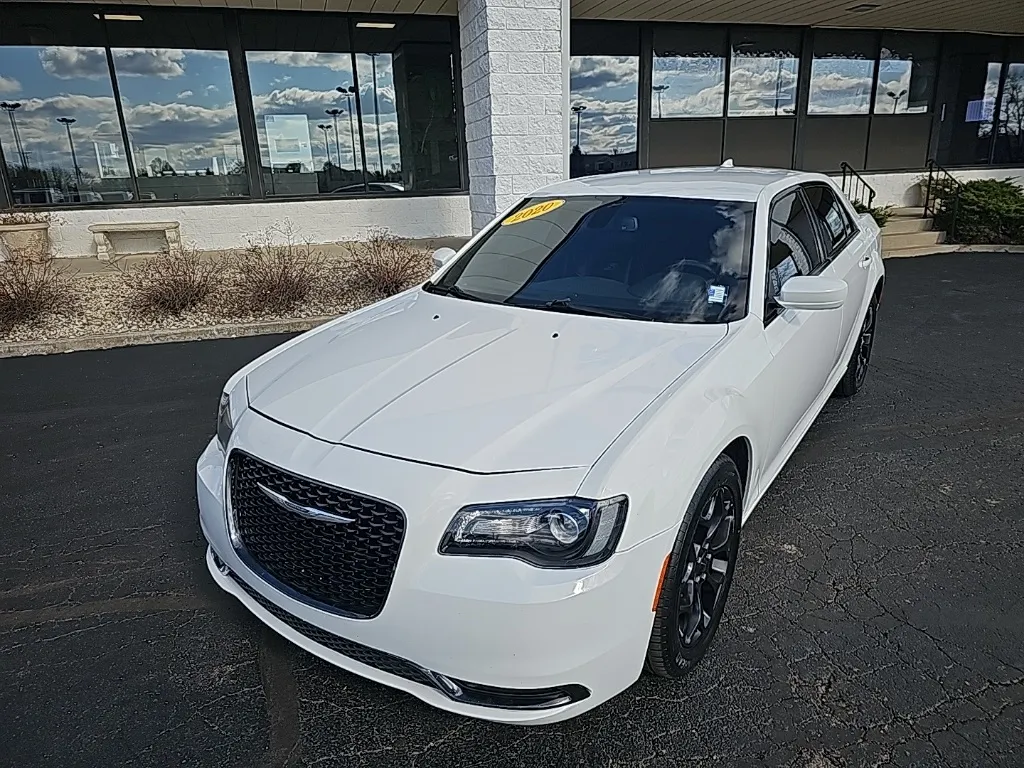 2020 Chrysler 300 S for sale in Muncie, IN
