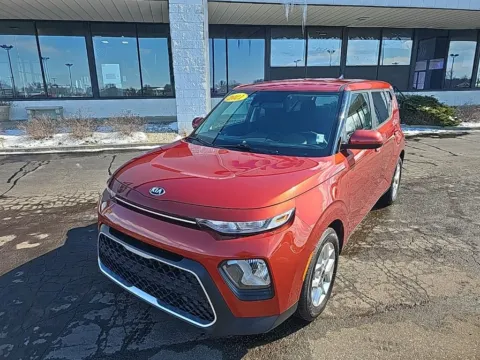 Orange 2021 Kia Soul S for sale in Muncie, IN