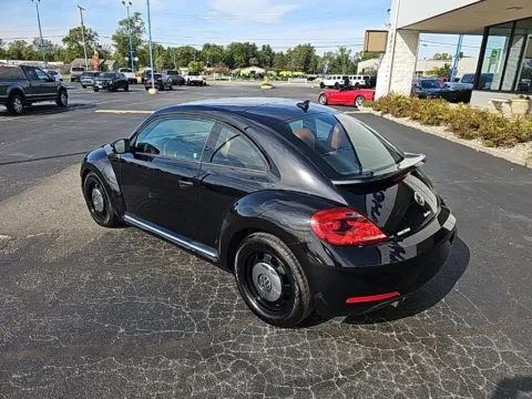 More photos of 2016 Volkswagen Beetle 1.8T Classic at RightDrive Muncie, IN