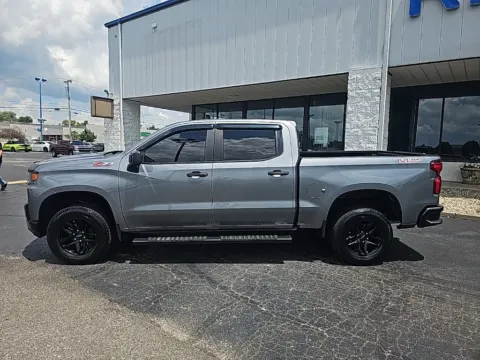 More photos of 2019 Chevrolet Silverado 1500 Custom Trail Boss at RightDrive Muncie, IN