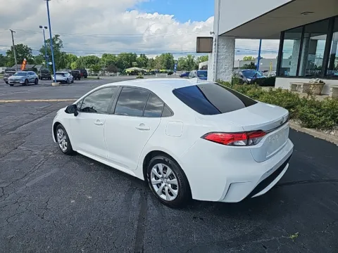 More photos of 2022 Toyota Corolla LE at RightDrive Muncie, IN