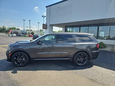 More photos of 2021 Dodge Durango R/T at RightDrive Muncie, IN