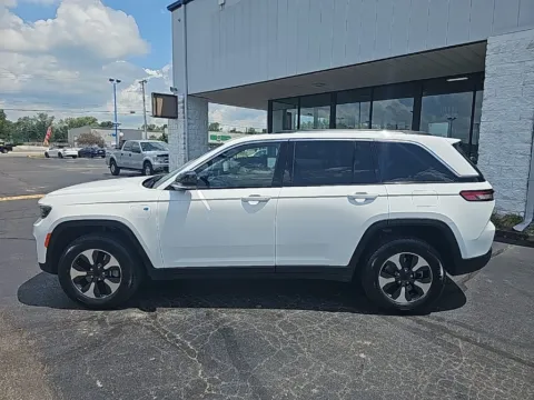 More photos of 2023 Jeep Grand Cherokee 4xe at RightDrive Muncie, IN