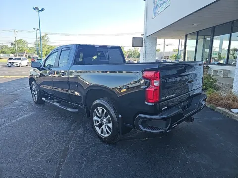 More photos of 2019 Chevrolet Silverado 1500 RST at RightDrive Muncie, IN