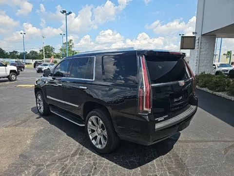 More photos of 2020 Cadillac Escalade Luxury at RightDrive Muncie, IN