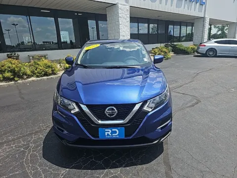 Photos of 2022 Nissan Rogue Sport S for sale in Muncie, IN at RightDrive Muncie