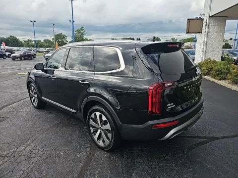 More photos of 2022 Kia Telluride S at RightDrive Muncie, IN
