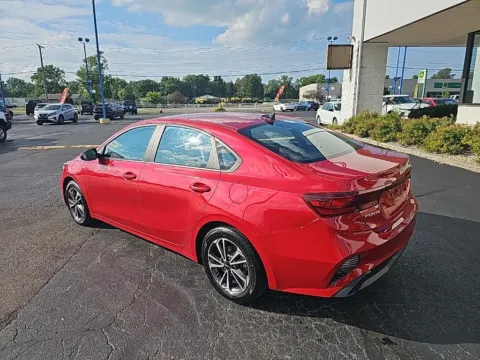 More photos of 2023 Kia Forte LXS at RightDrive Muncie, IN