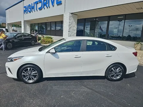 More photos of 2023 Kia Forte LXS at RightDrive Muncie, IN