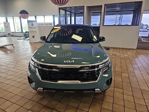 Photos of 2025 Kia Seltos SX for sale in Muncie, IN at RightDrive Muncie