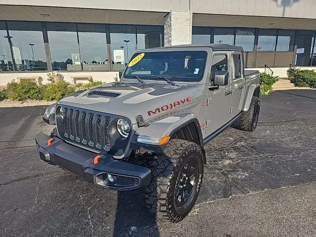 Gray 2022 Jeep Gladiator Mojave for sale in Muncie, IN