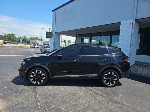 More photos of 2023 Kia Sportage X-Line at RightDrive Muncie, IN