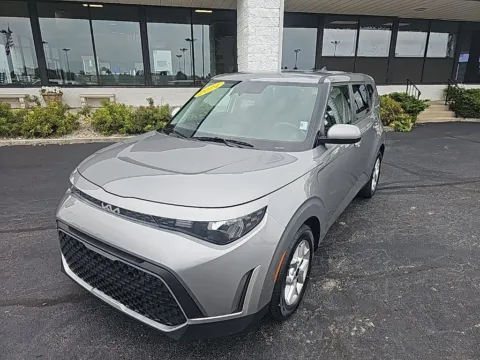 Gray 2024 Kia Soul LX for sale in Muncie, IN
